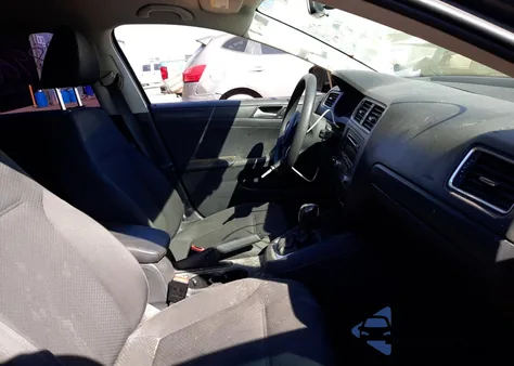 2014 Volkswagen Jetta Base z USA, uszkodzony, nr VIN 3VW2K7AJ1EM305561